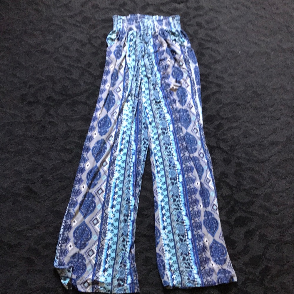 Mossimo yoga/ palazzo pants - blue with purple - elastic waist - soft / comfy